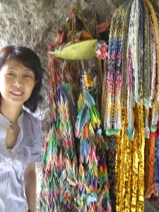 Hiromi With Paper Crane Chains, Kamakura, photo by JBG